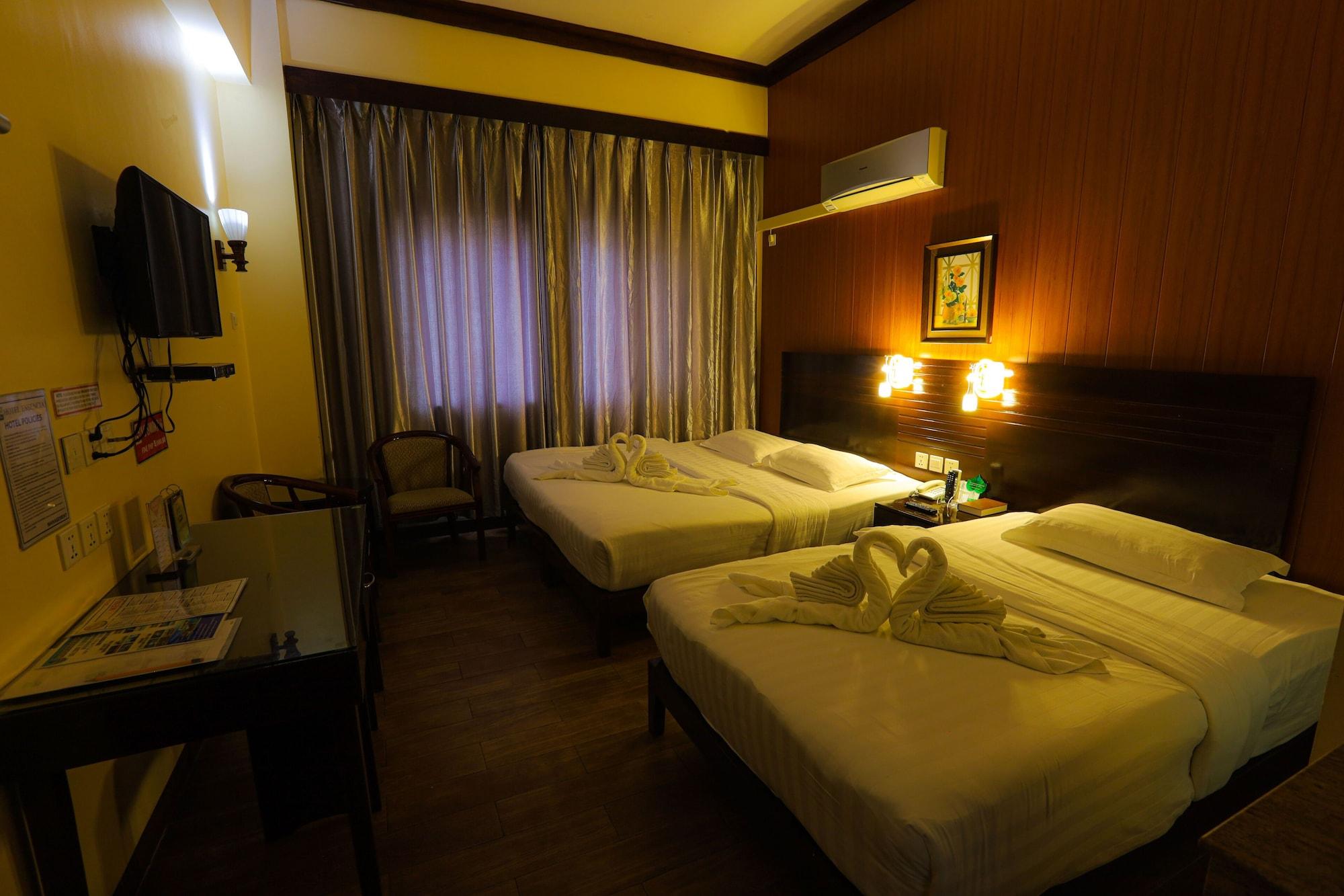 Hotel Essencia Dumaguete City Esterno foto