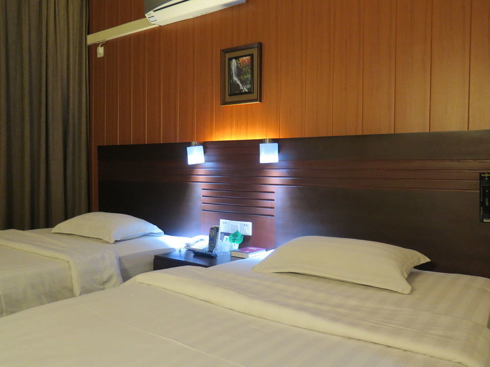Hotel Essencia Dumaguete City Esterno foto