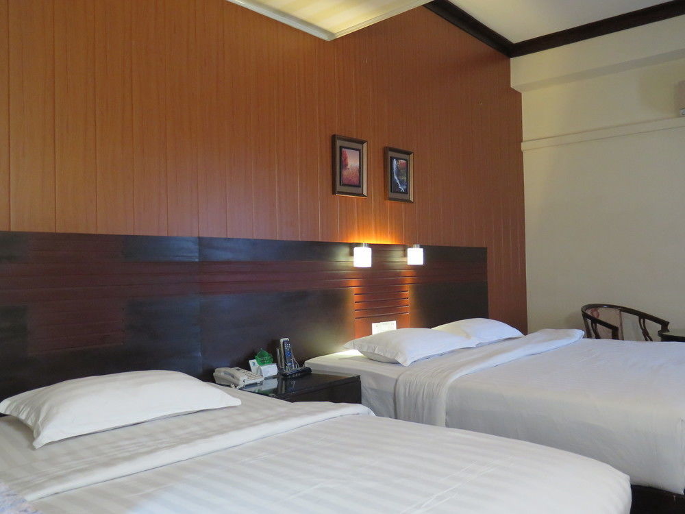 Hotel Essencia Dumaguete City Esterno foto