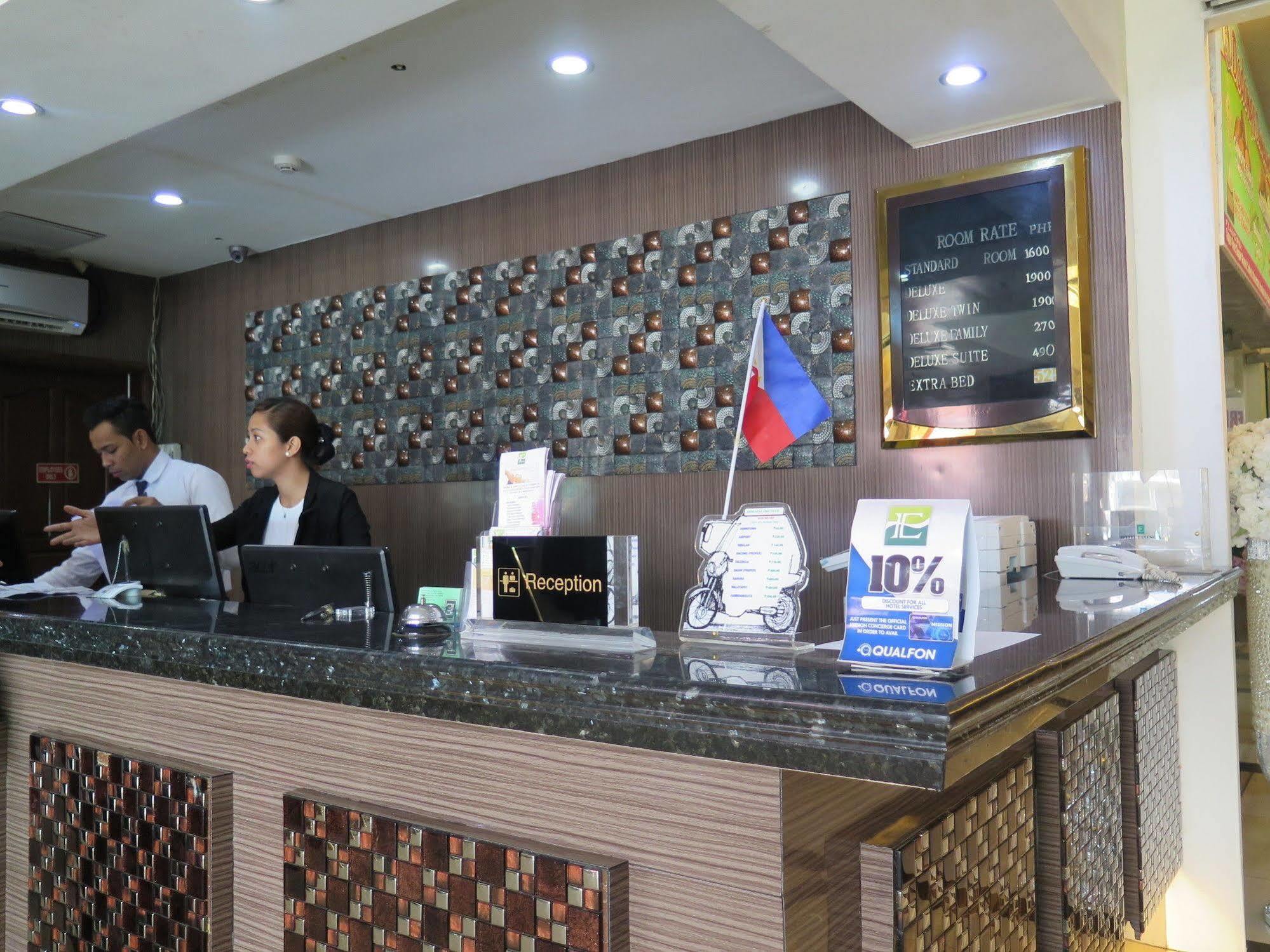 Hotel Essencia Dumaguete City Esterno foto