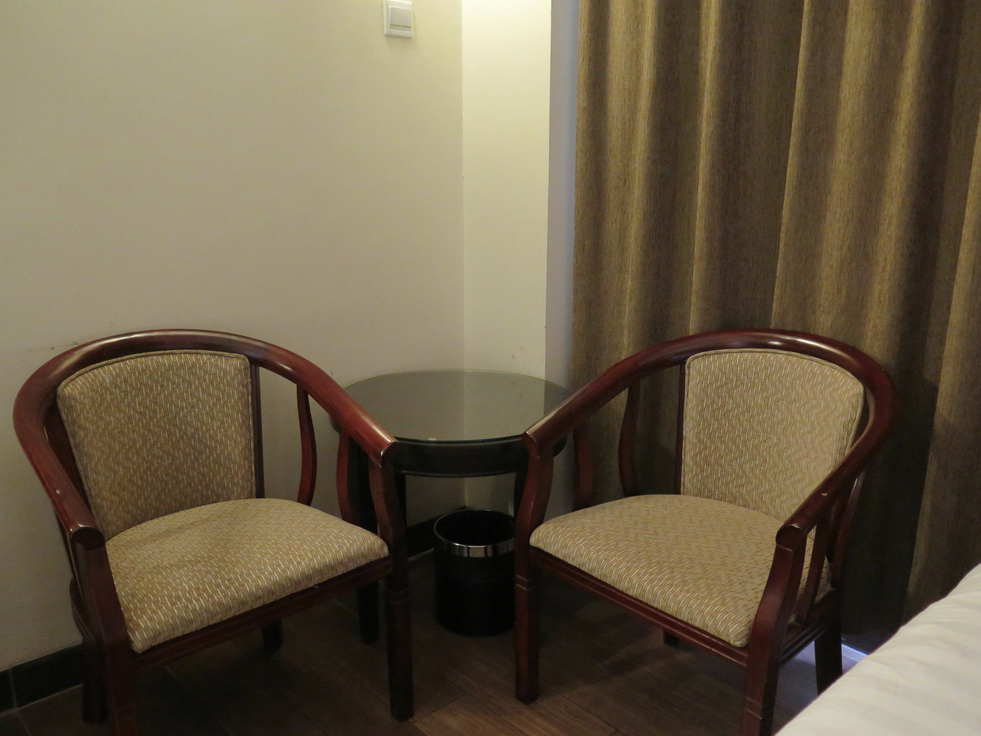 Hotel Essencia Dumaguete City Esterno foto