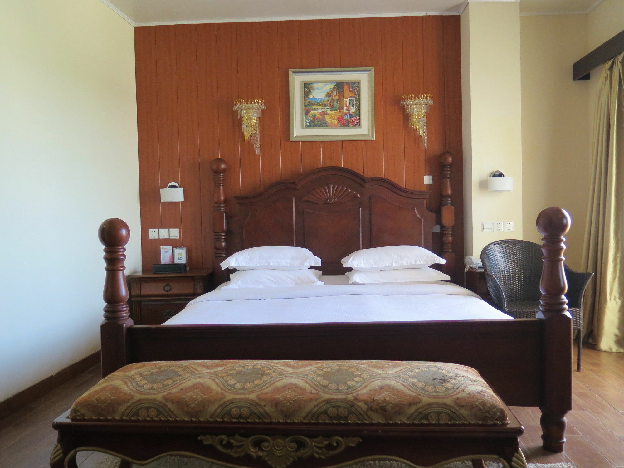 Hotel Essencia Dumaguete City Esterno foto