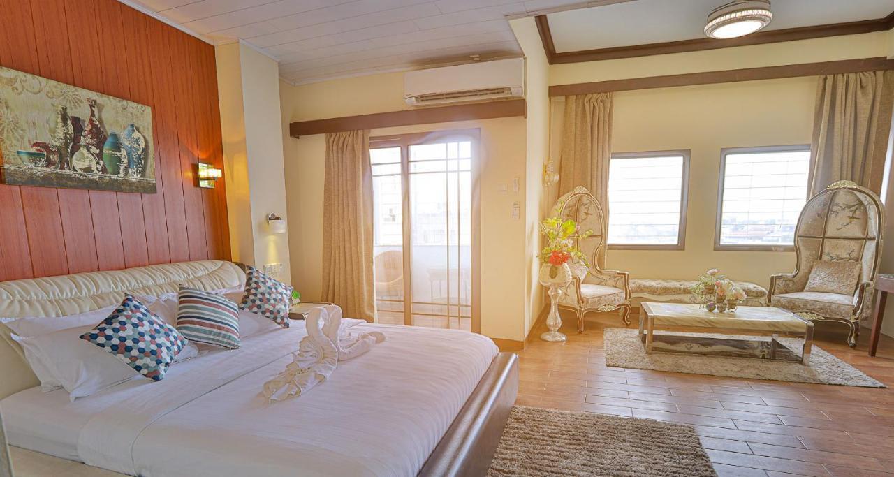 Hotel Essencia Dumaguete City Esterno foto