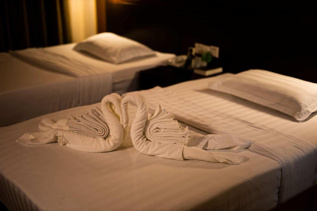 Hotel Essencia Dumaguete City Esterno foto
